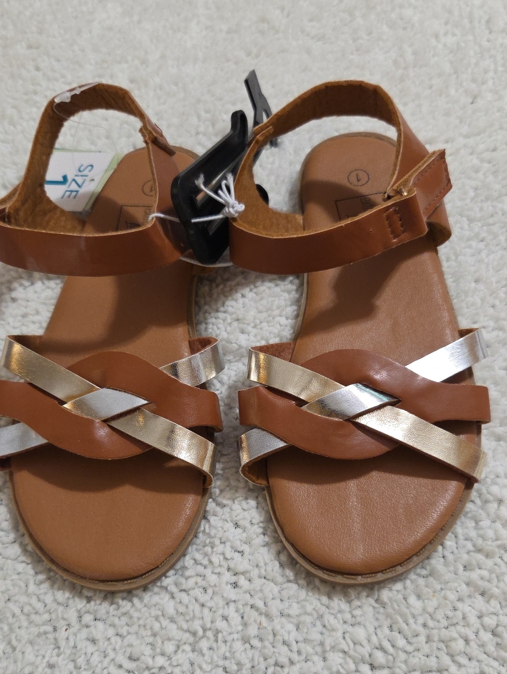 NWT EXTREMELY ME SANDALS